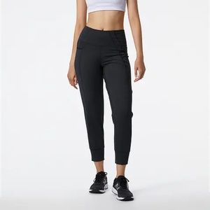 New Balance Women's Shape Shield Jogger in Black NWT